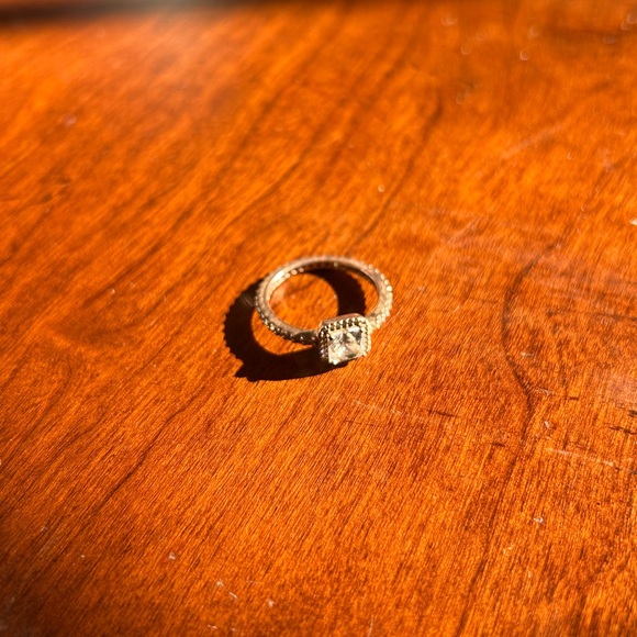 Pandora ring. Size 6 - Picture 3 of 3